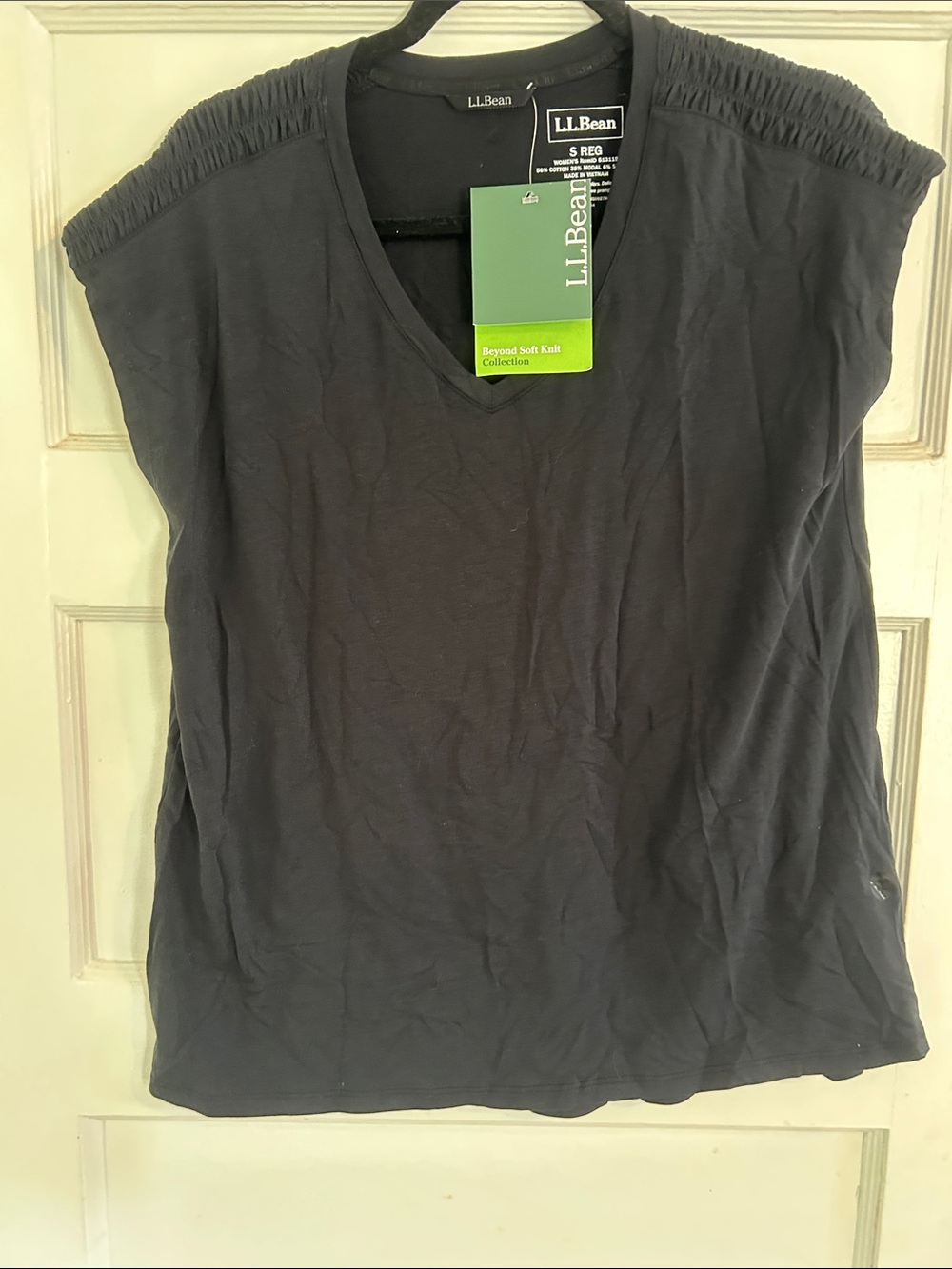 L.L. Bean Women's V-Neck Tank Top in black